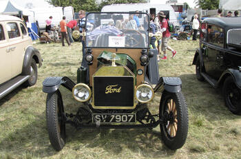 Classic car culture is alive and well in Britain